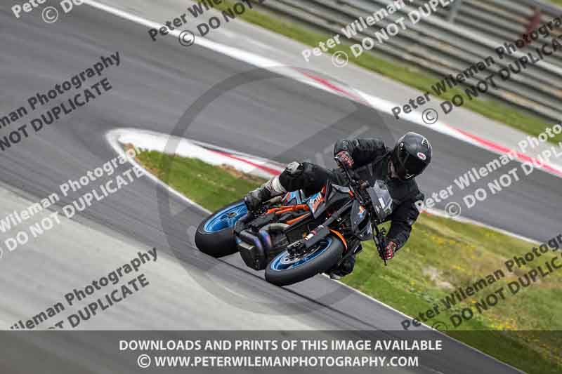 cadwell no limits trackday;cadwell park;cadwell park photographs;cadwell trackday photographs;enduro digital images;event digital images;eventdigitalimages;navarra;no limits trackdays;peter wileman photography;racing digital images;trackday digital images;trackday photos